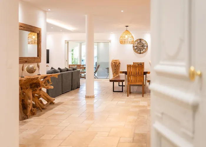 Magnifique A 100 M Climatisation Vue Exceptionnelle