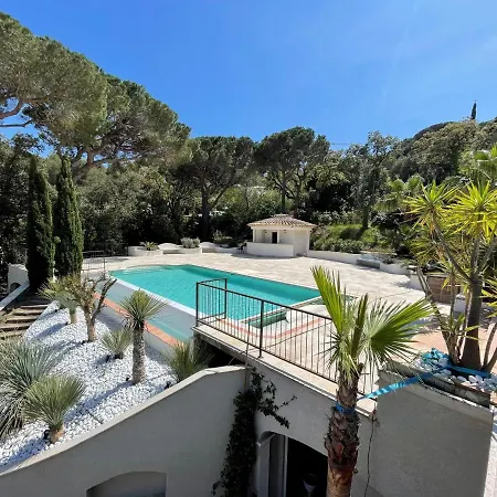 Magnifique A 100 M Climatisation Vue Exceptionnelle Villa