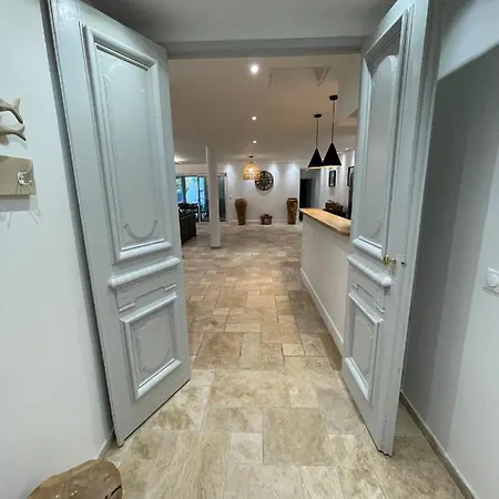 Magnifique A 100 M Climatisation Vue Exceptionnelle * Sainte-Maxime