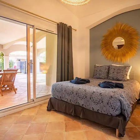 Magnifique A 100 M Climatisation Vue Exceptionnelle Sainte-Maxime