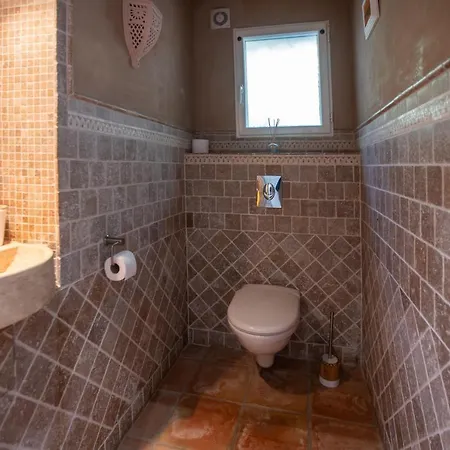 Magnifique A 100 M Climatisation Vue Exceptionnelle *