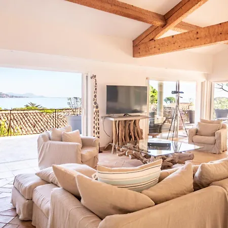 Magnifique A 100 M Climatisation Vue Exceptionnelle Villa Sainte-Maxime