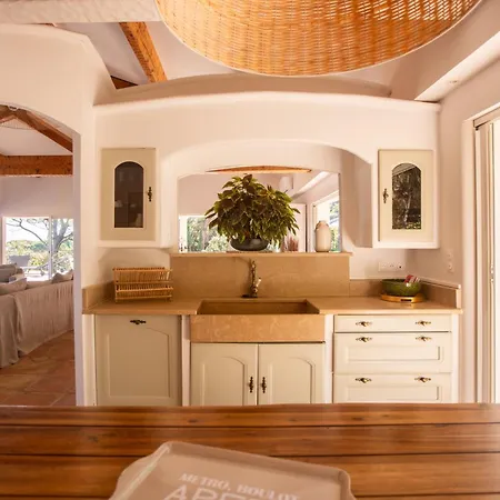 Magnifique A 100 M Climatisation Vue Exceptionnelle Villa