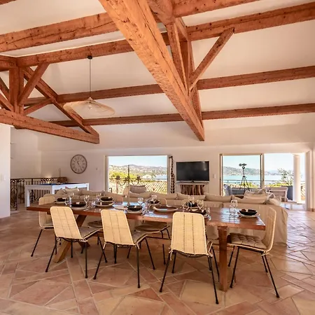 Magnifique A 100 M Climatisation Vue Exceptionnelle Villa