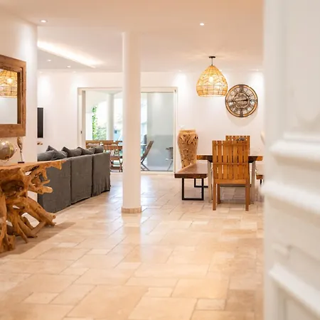 Magnifique A 100 M Climatisation Vue Exceptionnelle