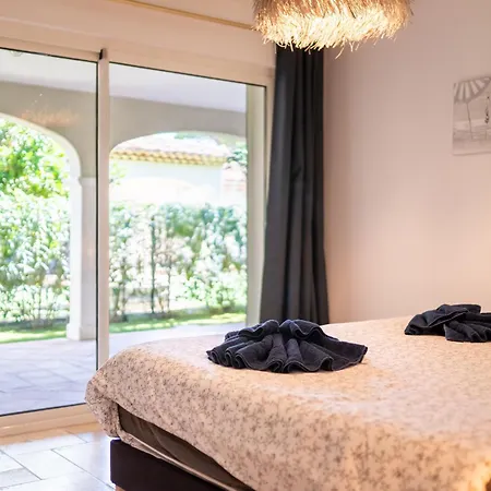 Villa Magnifique A 100 M Climatisation Vue Exceptionnelle Sainte-Maxime