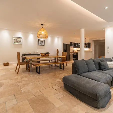 Magnifique A 100 M Climatisation Vue Exceptionnelle Villa