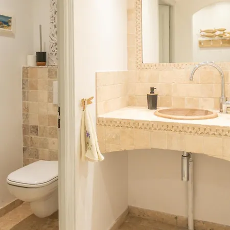 Magnifique A 100 M Climatisation Vue Exceptionnelle Villa