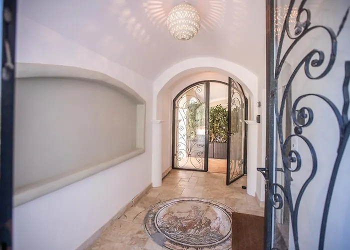 Magnifique A 100 M Climatisation Vue Exceptionnelle Sainte-Maxime