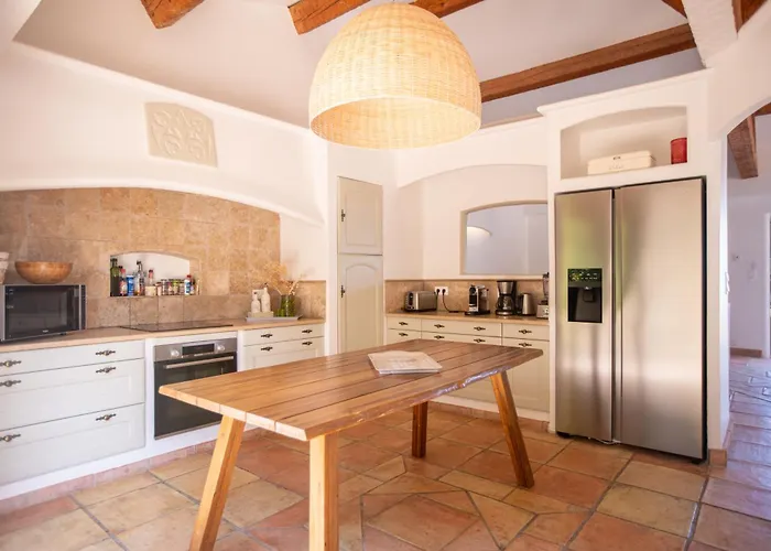 Magnifique A 100 M Climatisation Vue Exceptionnelle *