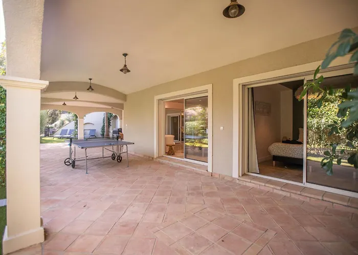 Magnifique A 100 M Climatisation Vue Exceptionnelle Sainte-Maxime